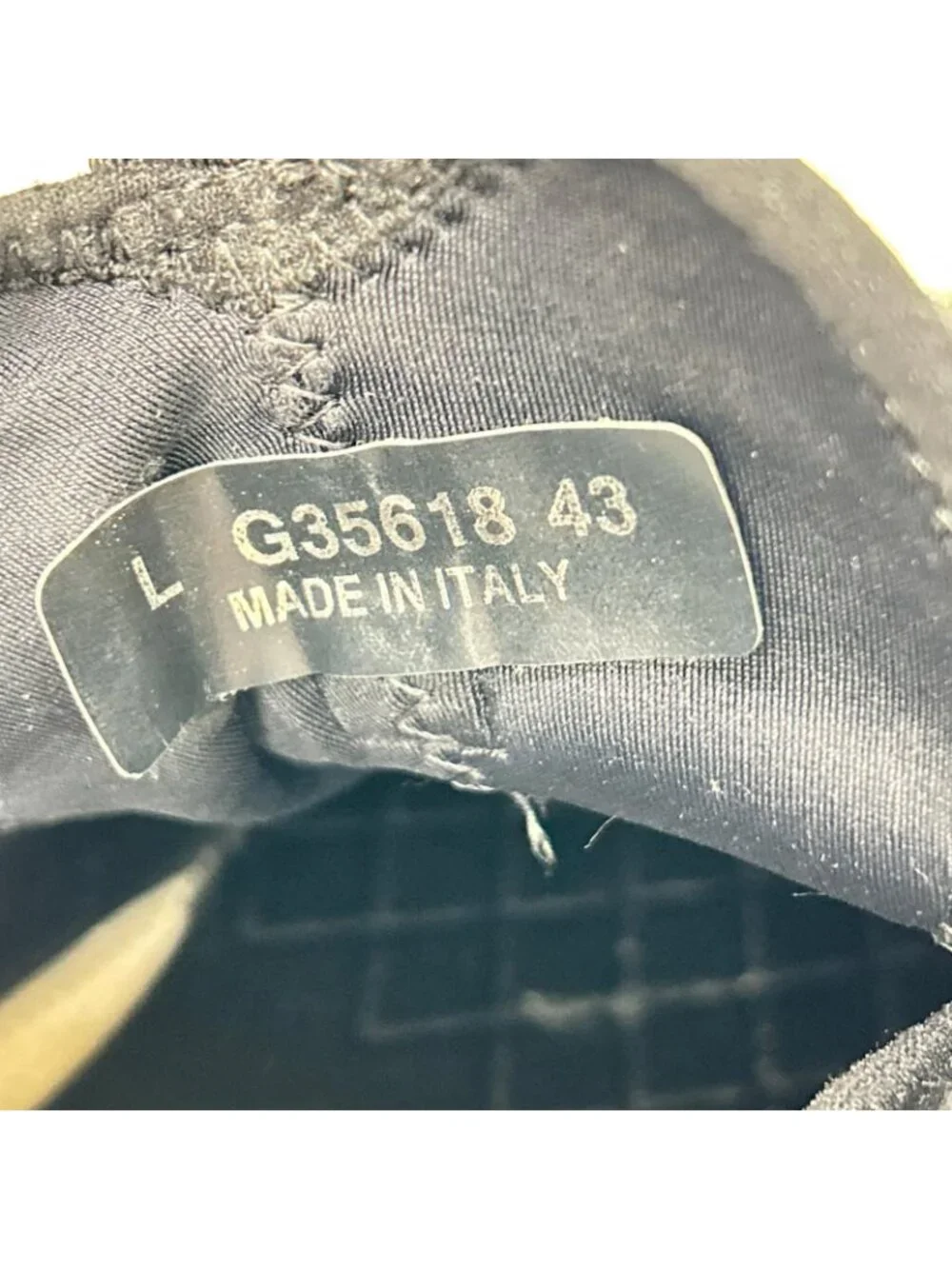 Chanel CC Logo Mixed Fiber Low Cut Sneakers